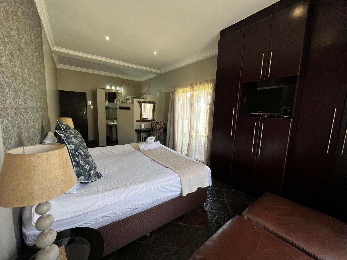 House Haven Guesthouse ポート・エリザベス エクステリア 写真