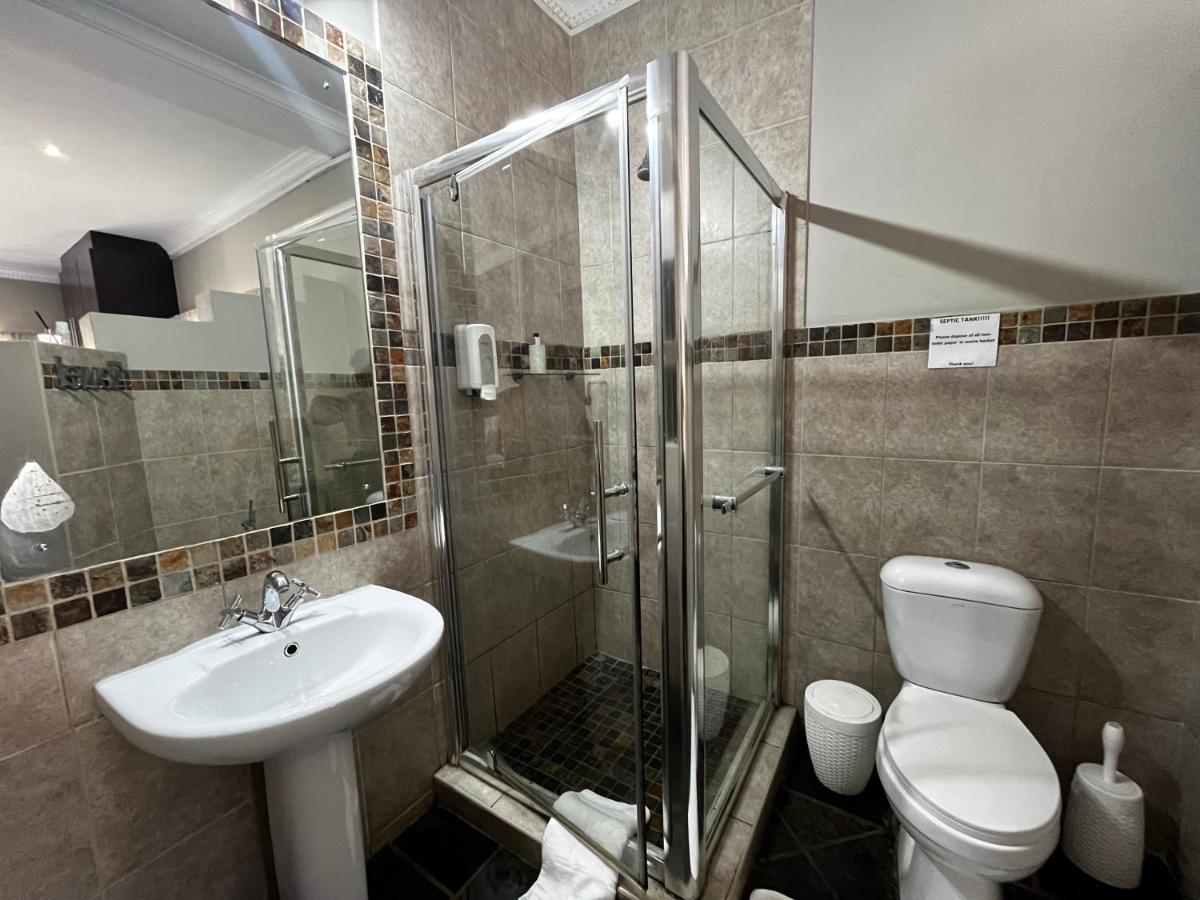 House Haven Guesthouse ポート・エリザベス エクステリア 写真