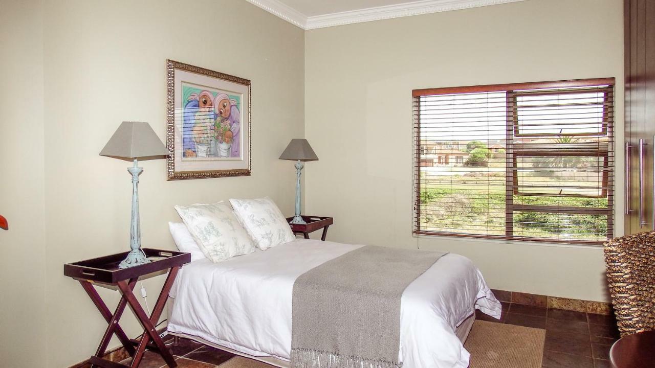 House Haven Guesthouse ポート・エリザベス エクステリア 写真